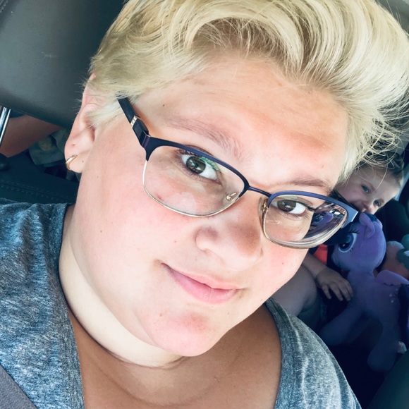 Meet your Posher, Sam - Picture 1 of 1